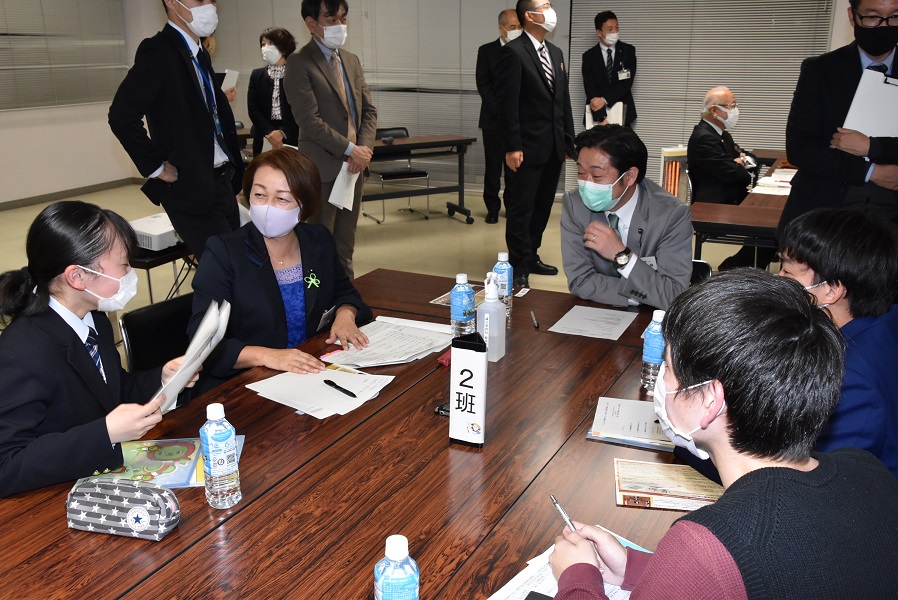 こんにちは県議会です（高校生）8