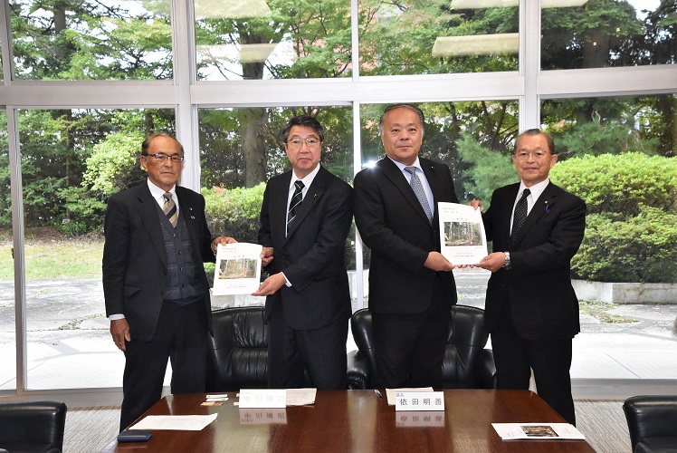 木曽郡町村議会議長会陳情1