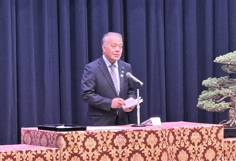 R8県立大入学式1