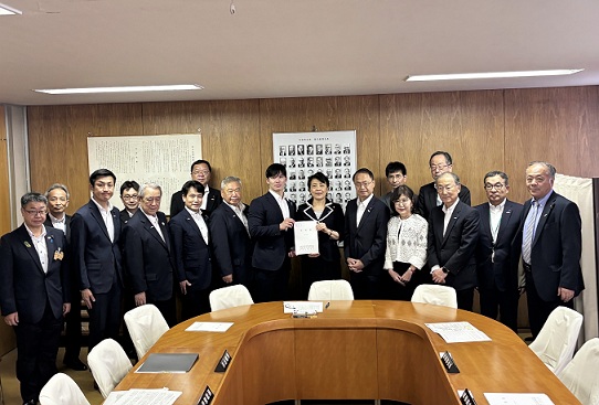 北陸新幹線建設促進大会等3