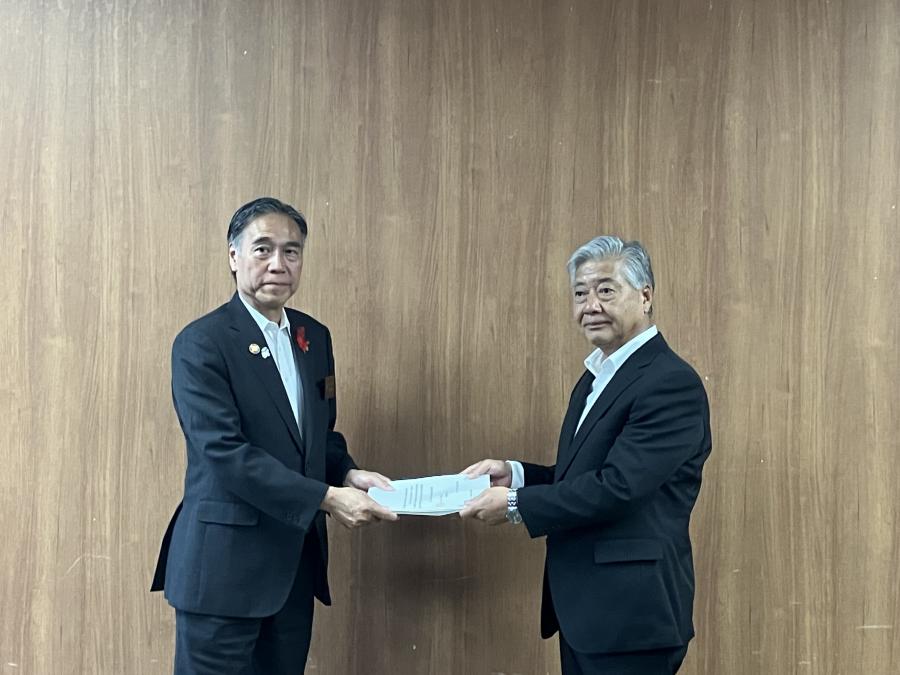 阿部知事への勧告の様子