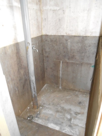 プラン2改修前浴室