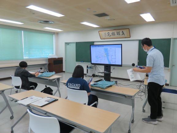企画総務部の業務風景写真20240801-1