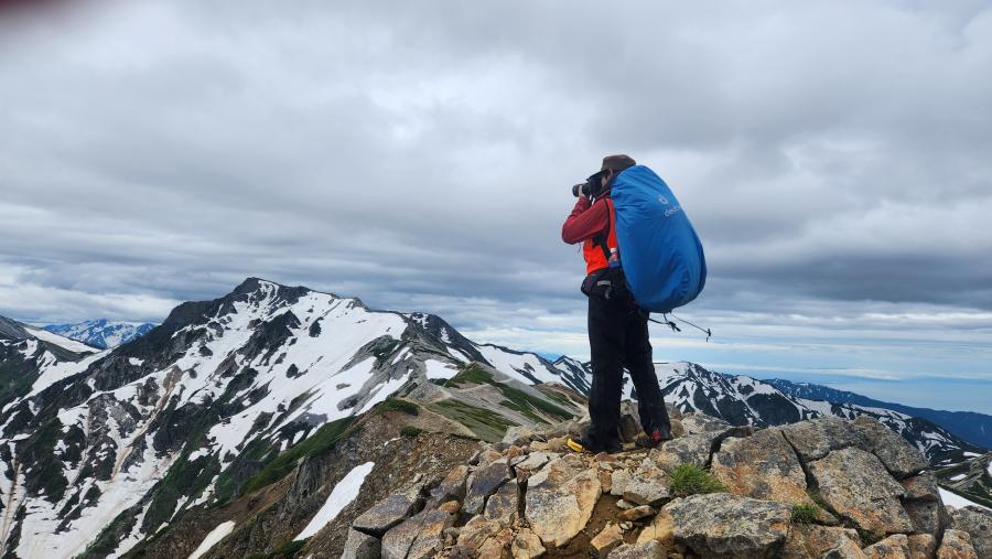 小林篤（白馬岳におけるライチョウ調査の様子2025年6月22日）