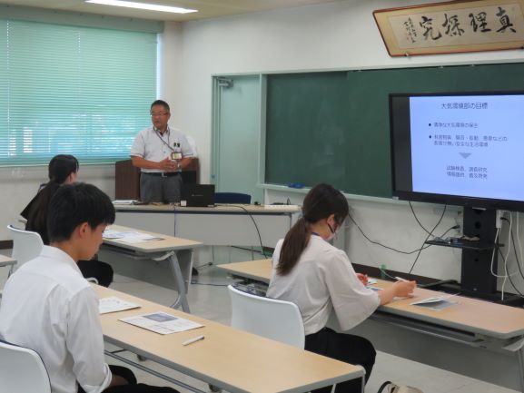 20250901企画総務部業務風景写真1
