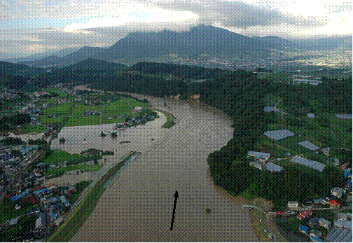 中野市替佐地区の洪水氾濫写真（H18年7月19日）