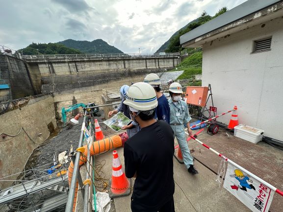 湯の瀬いとおしき発電所1