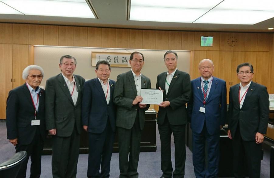松本総務大臣画像