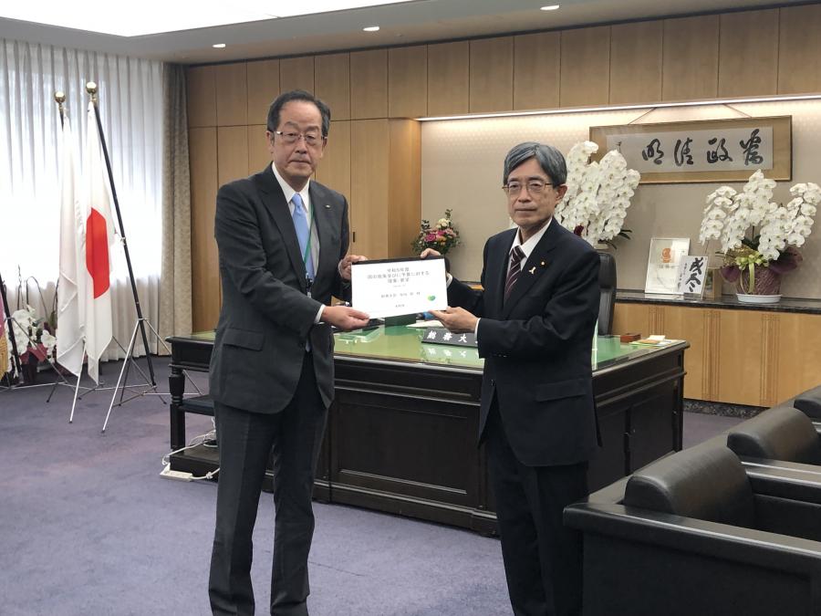 寺田大臣