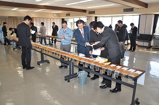 写真：きき味会の様子