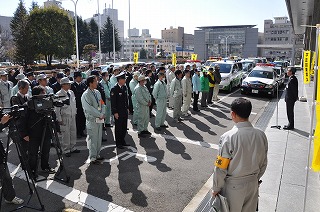 写真：あいさつする和田副知事