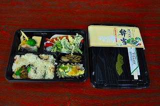 写真：地産地消弁当