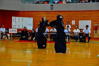 写真：活躍する長野県選手、剣道競技の様子