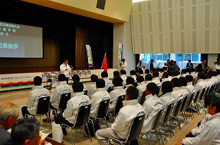 写真：中野主将のあいさつの様子