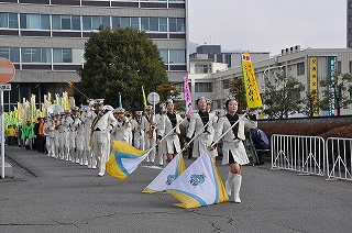 写真：交通安全運動出発式の様子