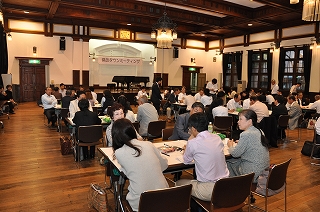 写真：松本市のタウンミーティングの様子