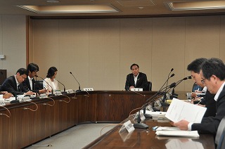 写真：会議の様子