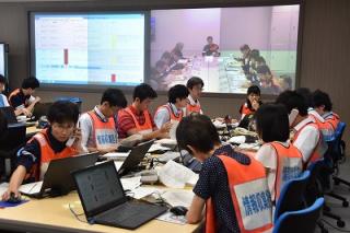 画像：地震総合防災訓練を実施