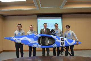 フィールドユニオンナガノの皆さんと知事（集合写真）