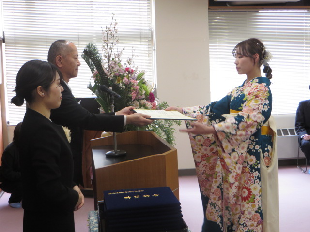 r7graduation1